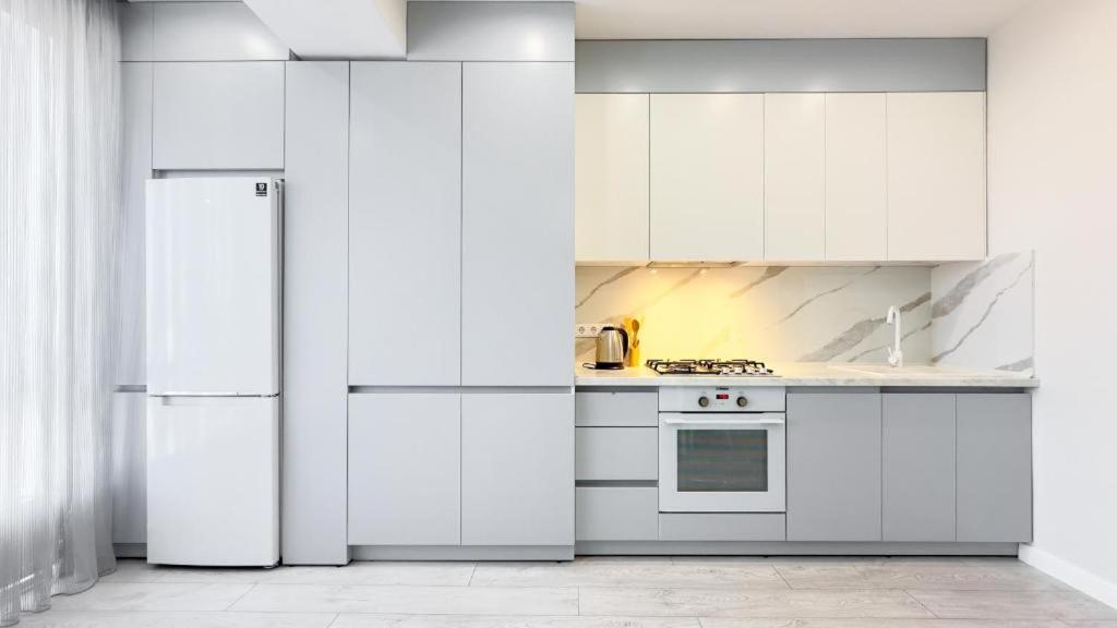 Glass New Apartments Ultracentral Chisinau Ngoại thất bức ảnh