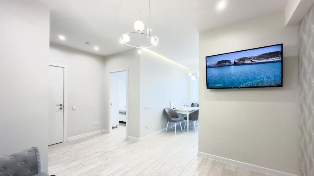 Glass New Apartments Ultracentral Chisinau Ngoại thất bức ảnh